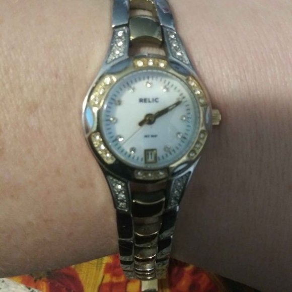 Gold and Silver Two toned Relic watch - Picture 6 of 7